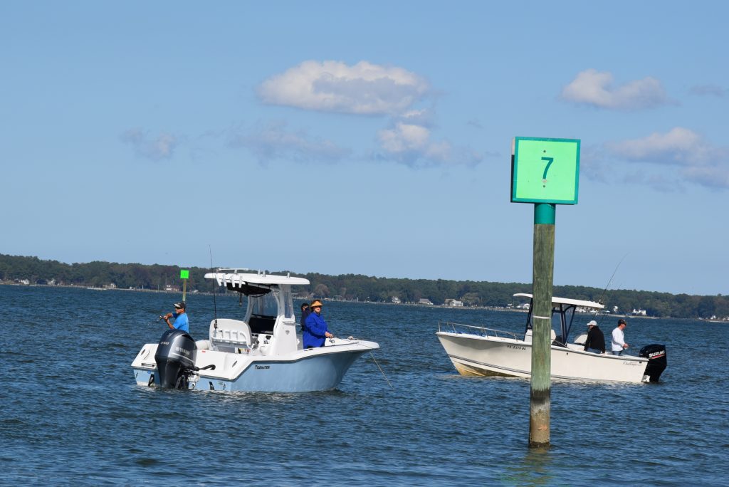 On the way in. Hmmm...anchored and fishing in the 40ft, channel