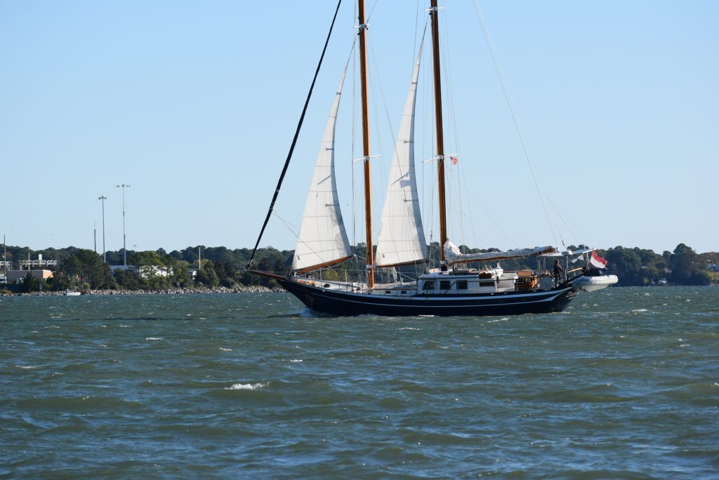 Sailing vessel