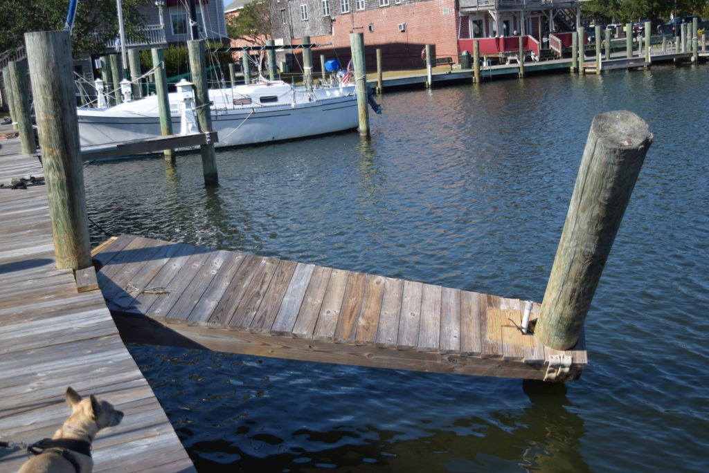 Manteo damaged docks