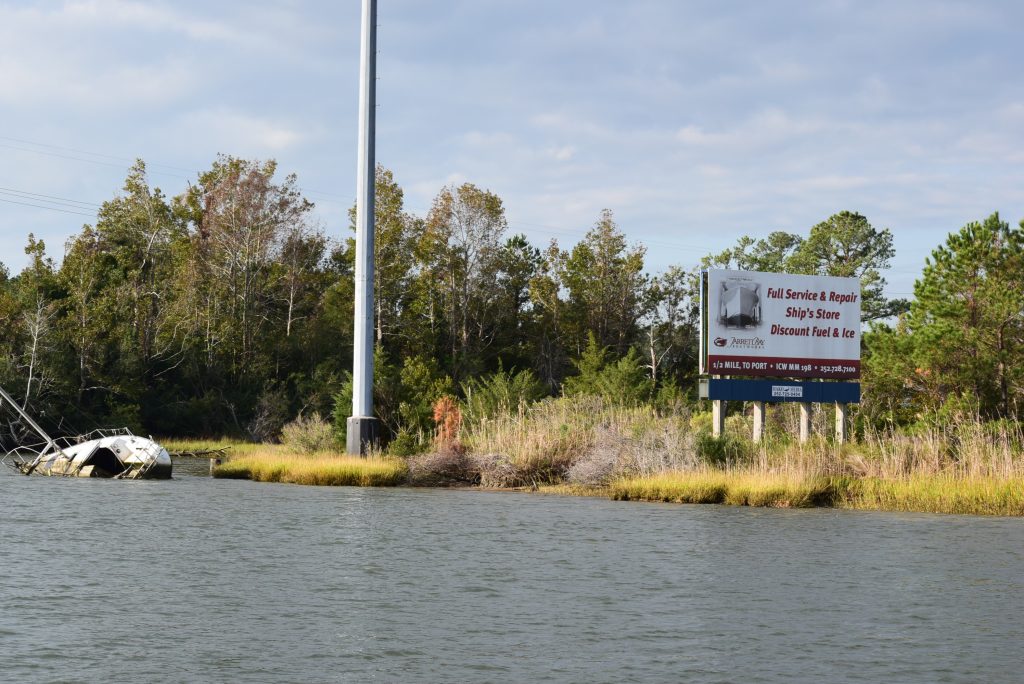 Intresting marketing (boat repair sign - sunken boat)?