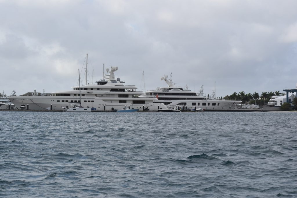 Mega yachts