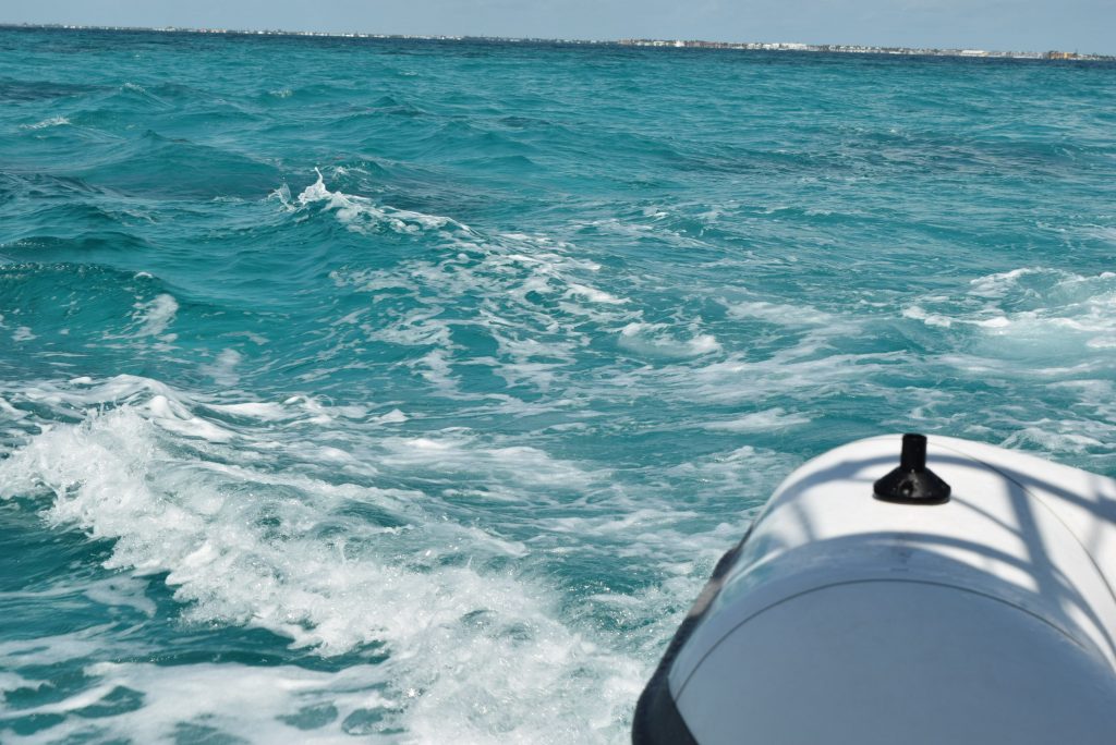 Leaving Bonefish marina to go to Coffins Mooring Fields